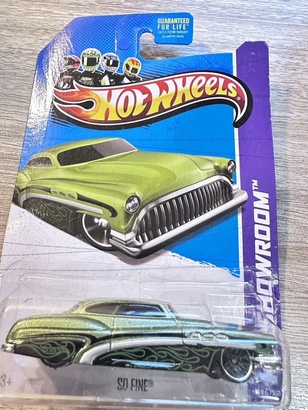 2013 Hot Wheels HW Showroom So Fine #184 Green New H32
